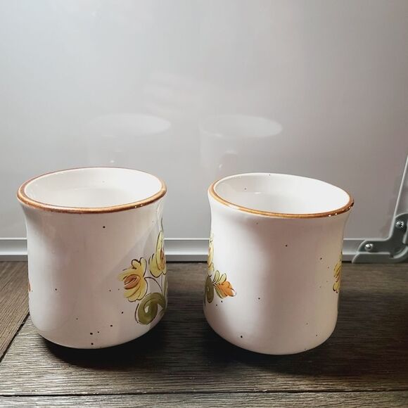 Vintage 1960s MCM Retro JP Casualstone Korea Yellow Floral Coffee Mugs Set 2 - Picture 7 of 9